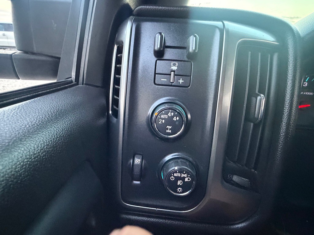 2014 Chevrolet Silverado 1500 Image 16