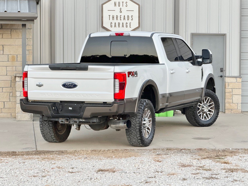 2017 Ford F-250 Image 5