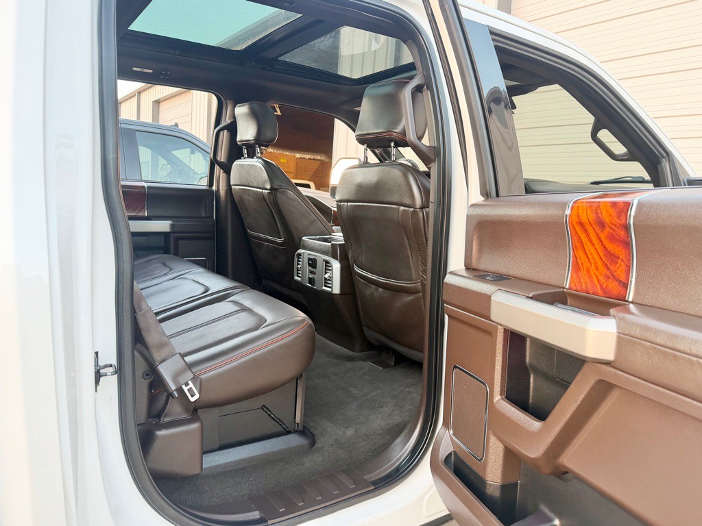 2017 Ford F-250 Image 12