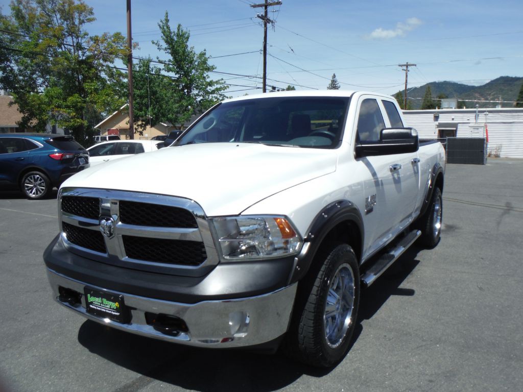 2014 RAM 1500 Image 3