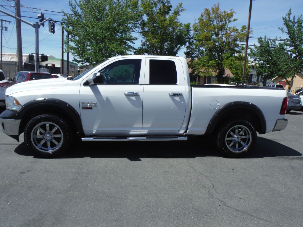 2014 RAM 1500 Image 4