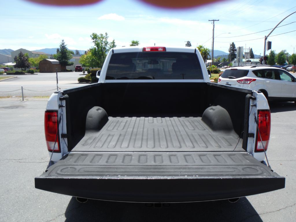 2014 RAM 1500 Image 7