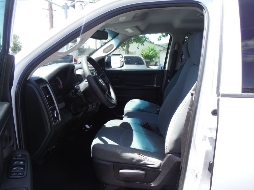 2014 RAM 1500 Image 8