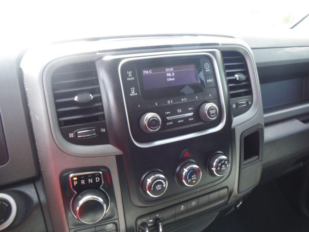 2014 RAM 1500 Image 13