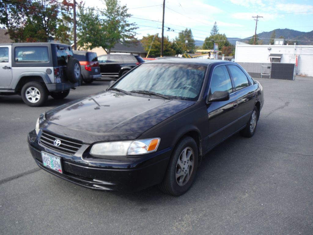 1997 Toyota Camry Image 3