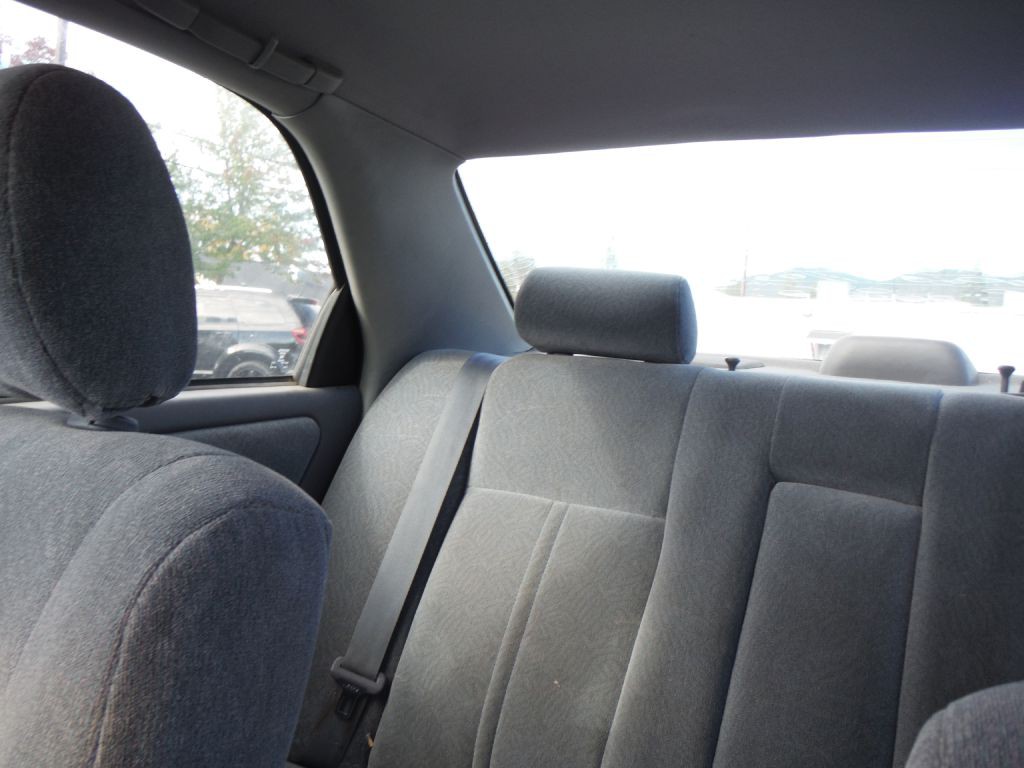 1997 Toyota Camry Image 8
