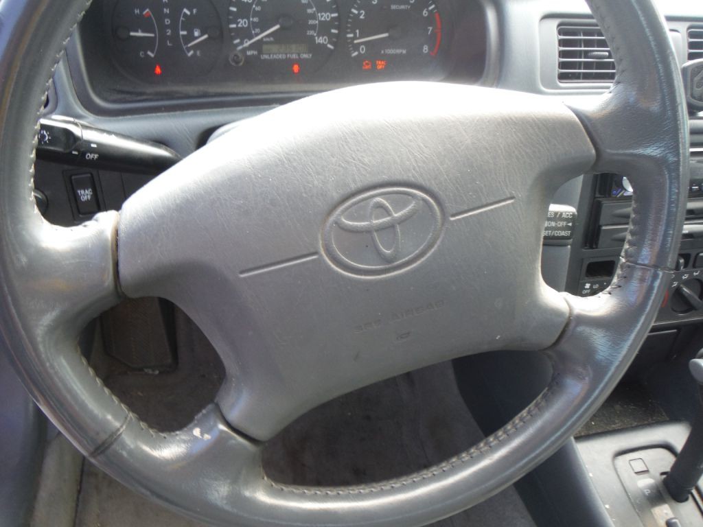 1997 Toyota Camry Image 9