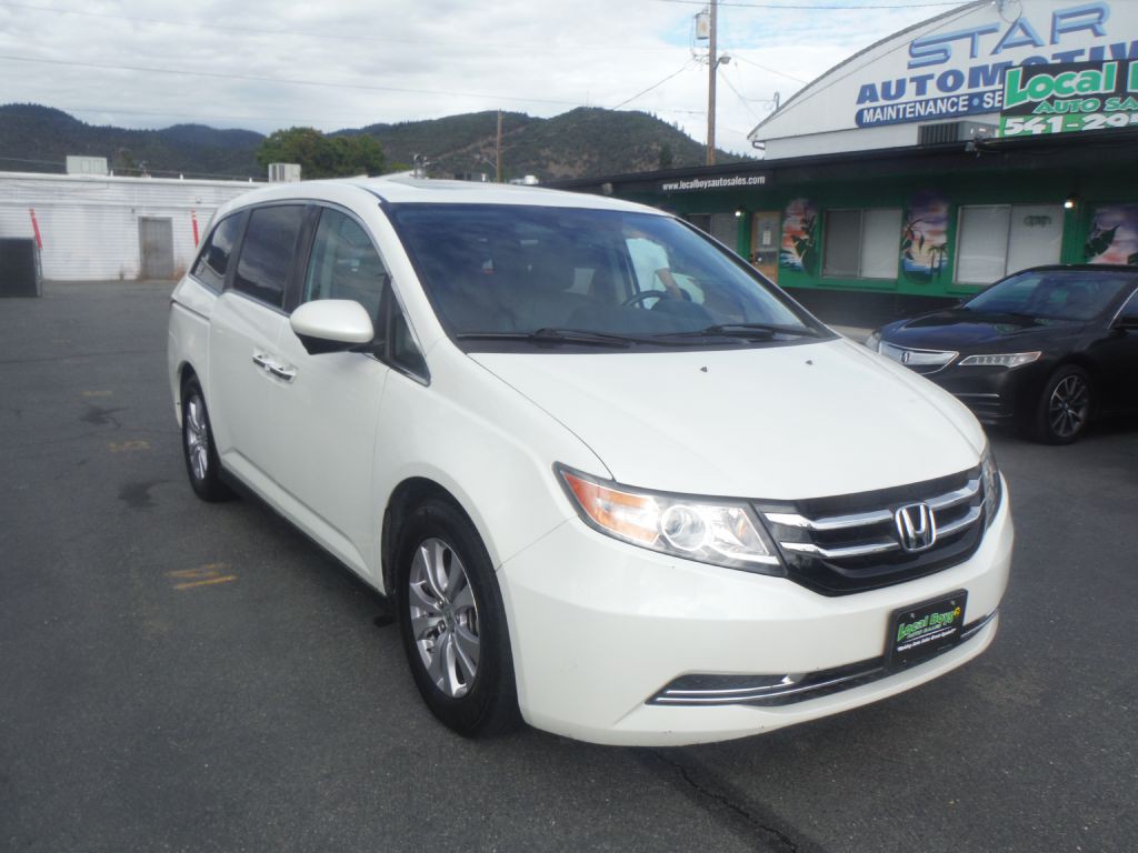 2016 Honda Odyssey Image 1