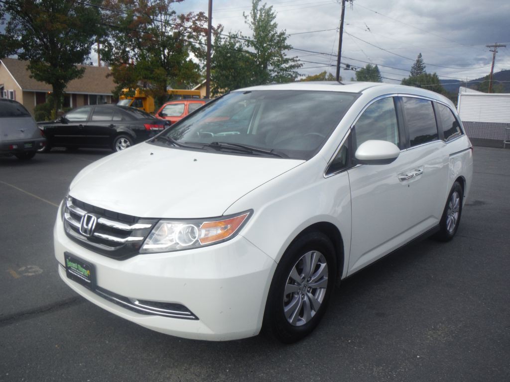 2016 Honda Odyssey Image 3