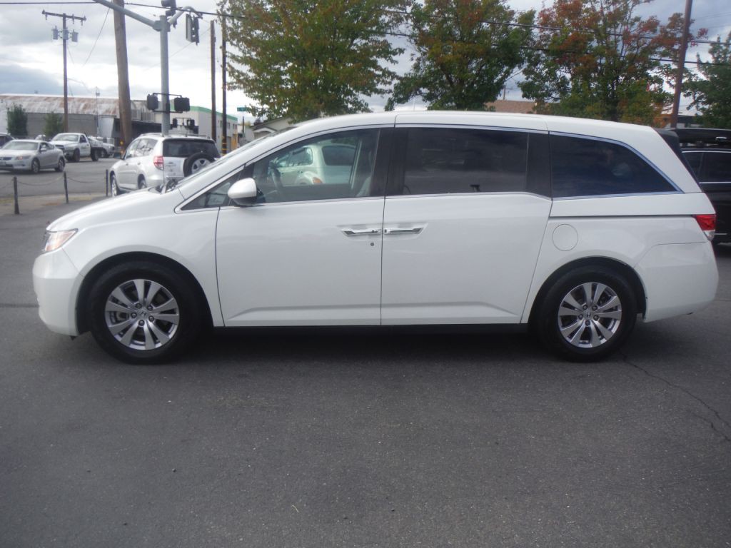 2016 Honda Odyssey Image 4