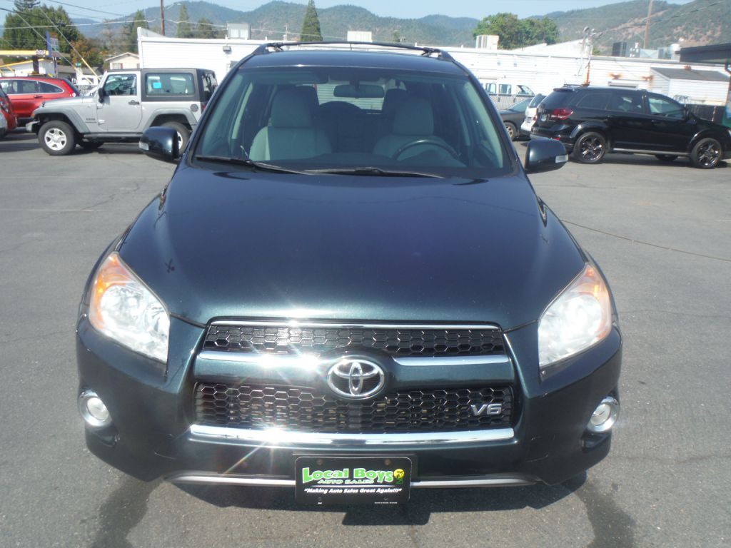 2012 Toyota Rav4 Image 2