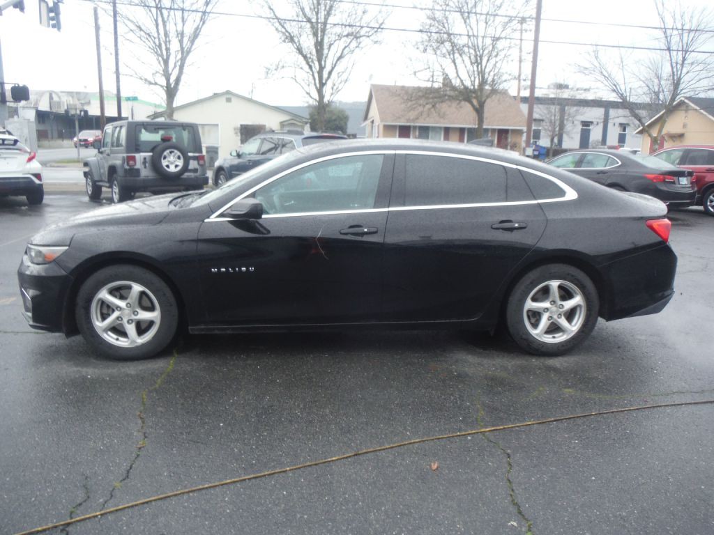 2016 Chevrolet Malibu Image 4