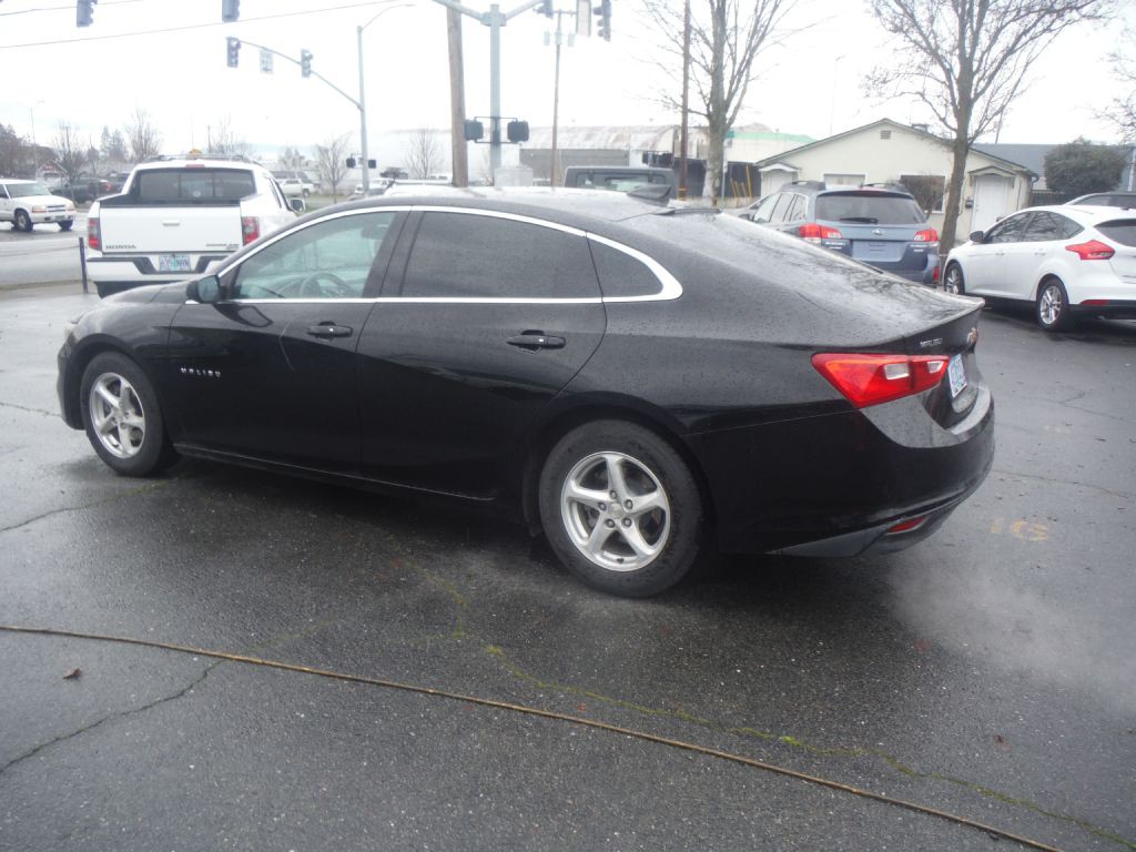2016 Chevrolet Malibu Image 5