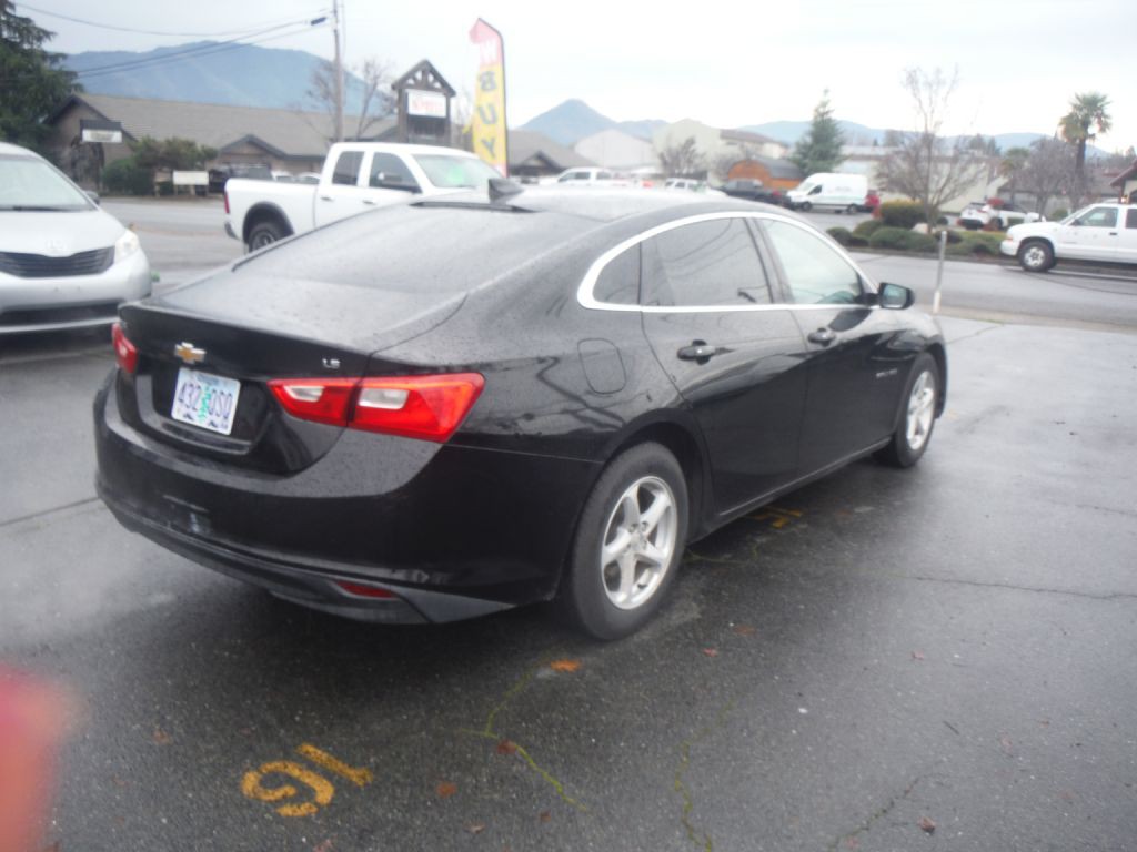 2016 Chevrolet Malibu Image 7