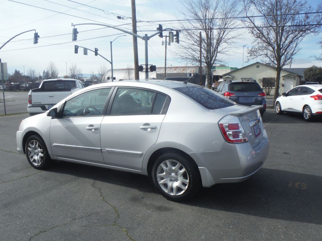 2012 Nissan Sentra Image 5