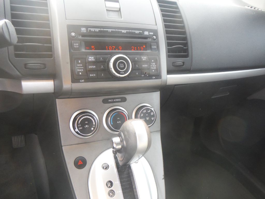 2012 Nissan Sentra Image 11