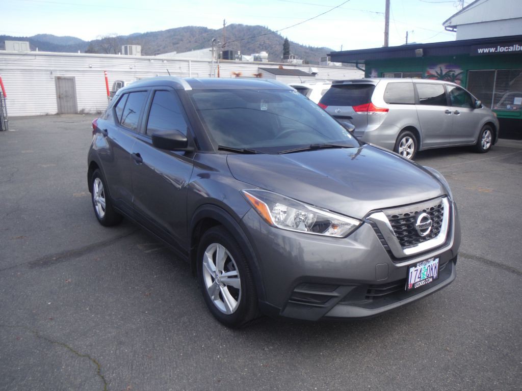 2019 Nissan Kicks Image 1