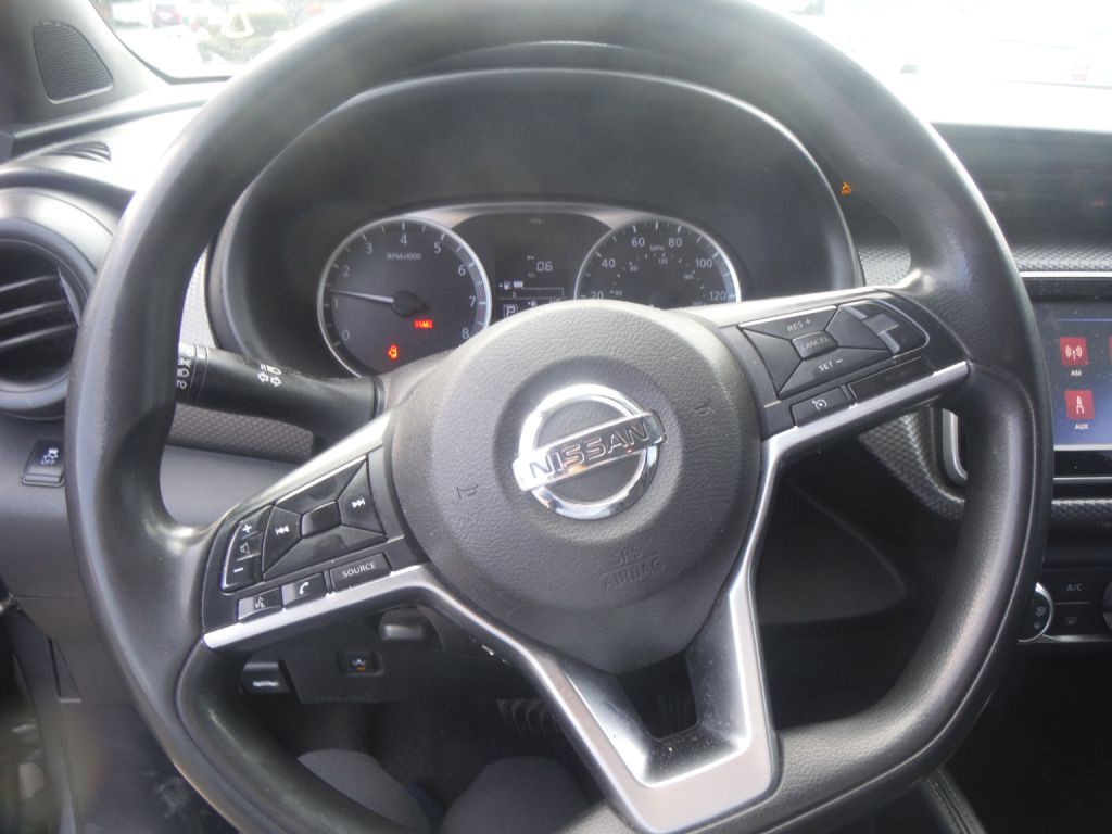 2019 Nissan Kicks Image 10