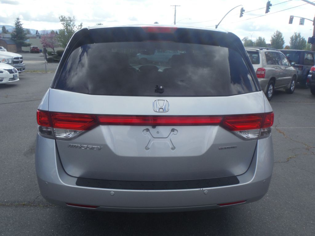 2015 Honda Odyssey Image 6