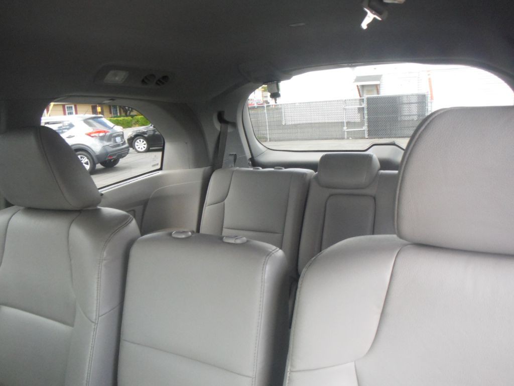 2015 Honda Odyssey Image 10