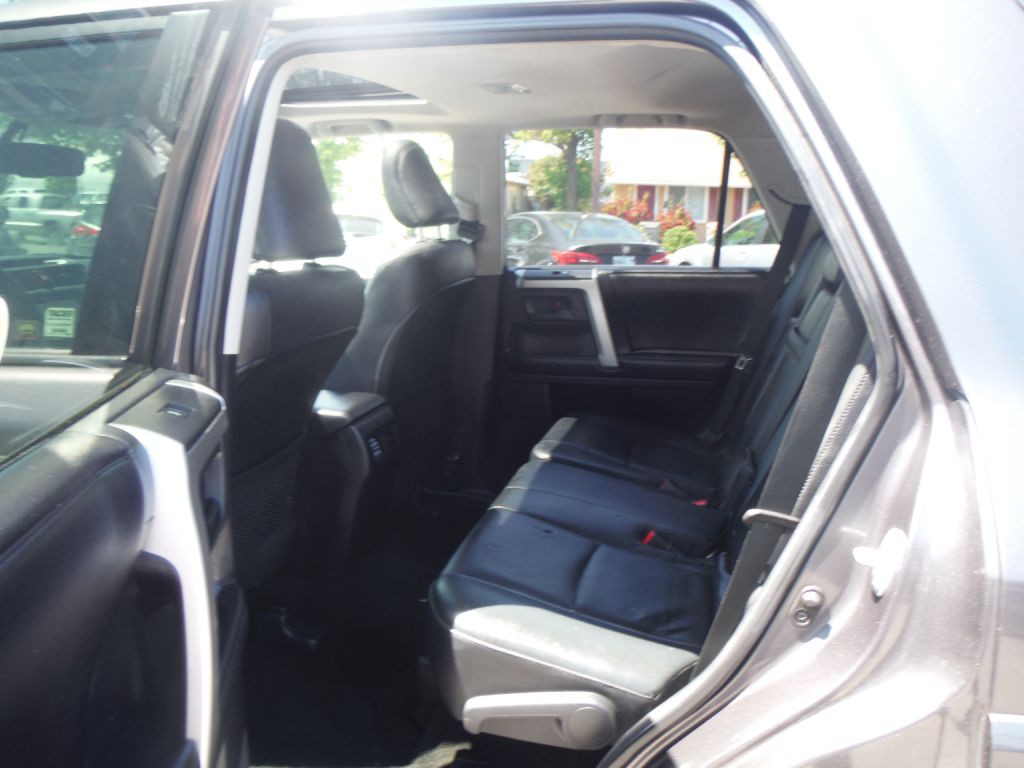 2013 Toyota 4Runner Image 14