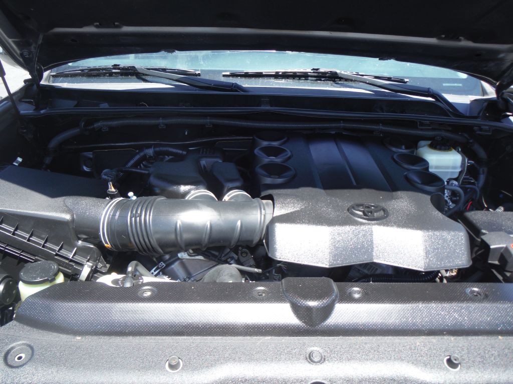 2013 Toyota 4Runner Image 17