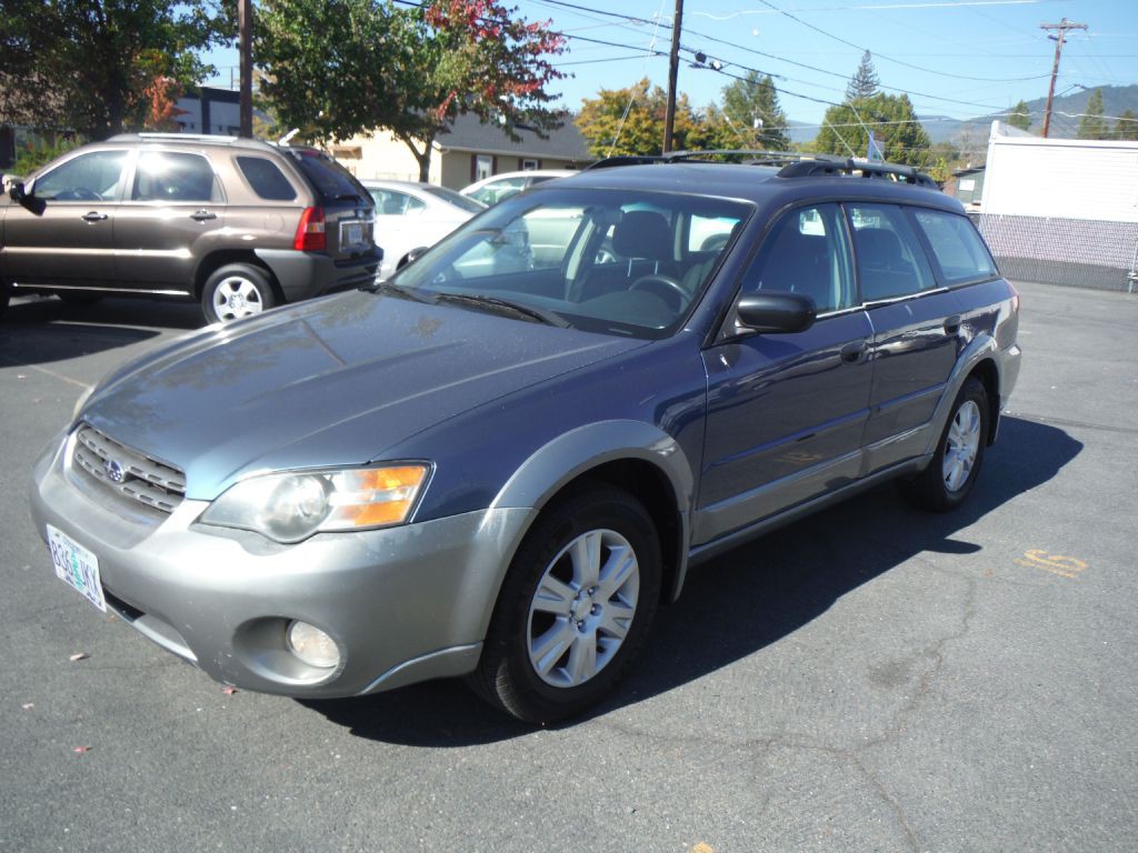 2005 Subaru Legacy Image 3
