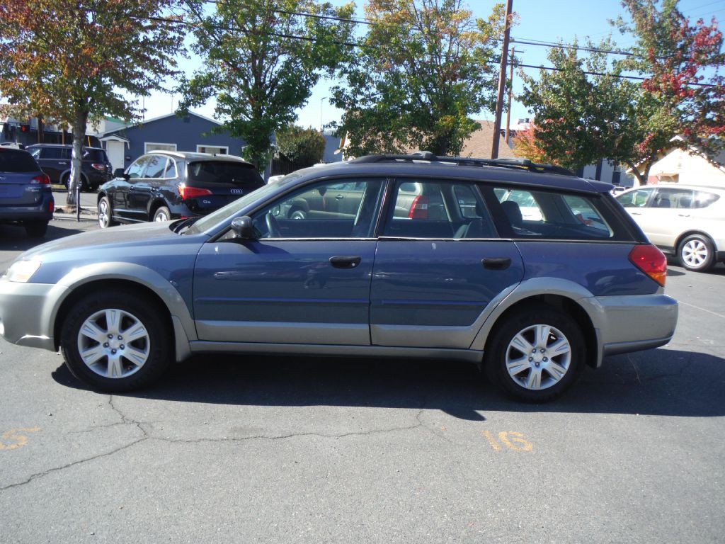 2005 Subaru Legacy Image 4