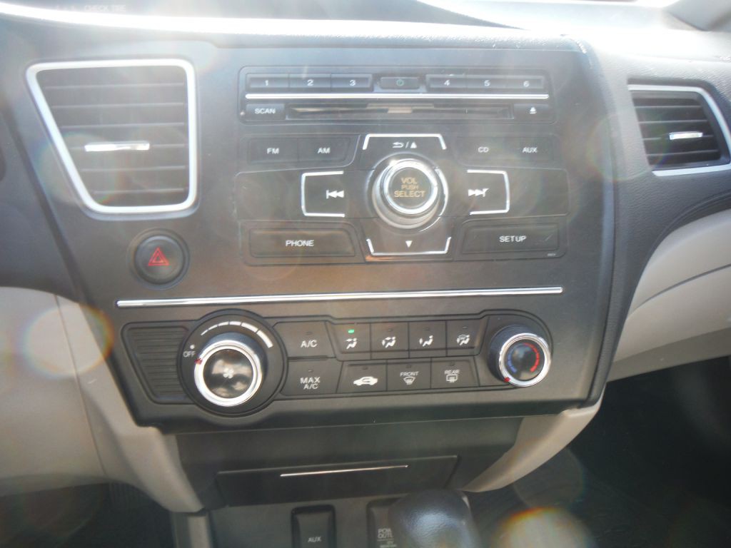 2015 Honda Civic Image 11