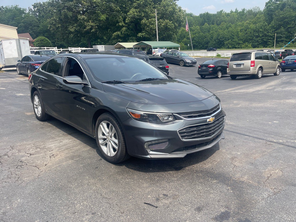 2017 Chevrolet Malibu Image 4