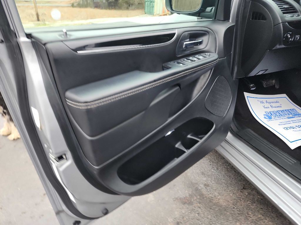 2018 Dodge Grand Caravan Image 8