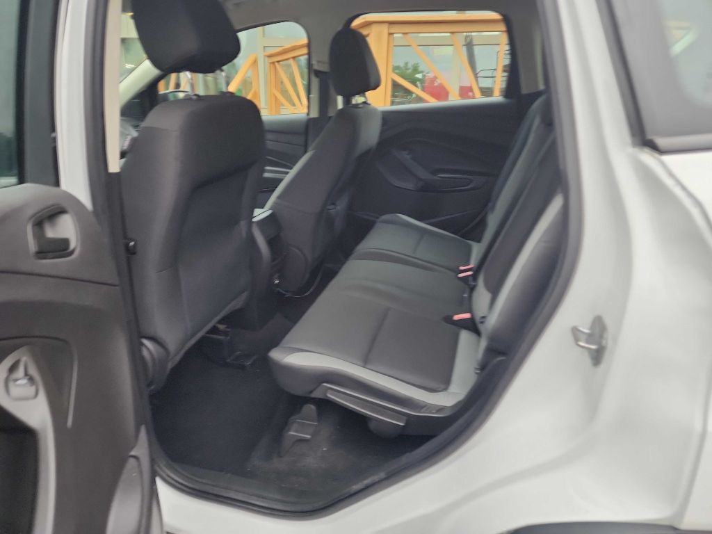2016 Ford Escape Image 7