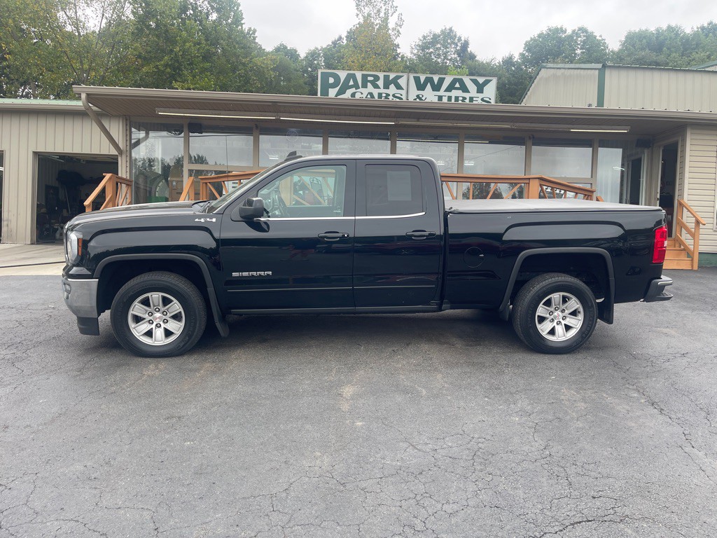 2017 GMC Sierra 1500 Image 1