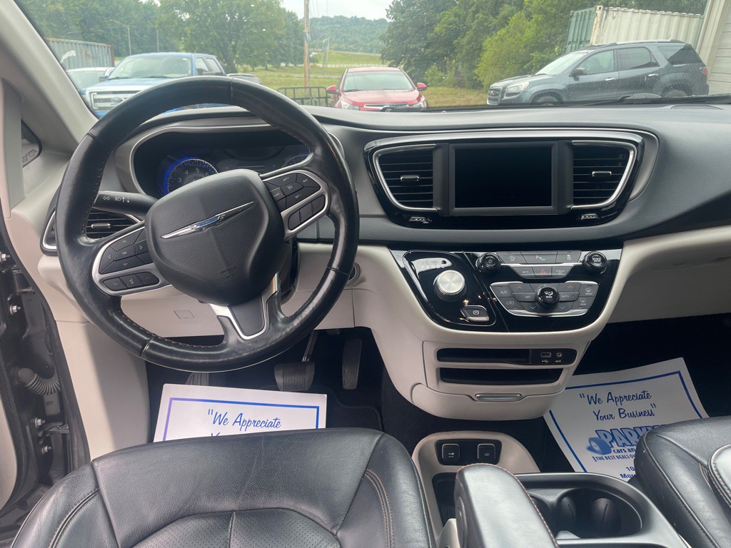 2020 Chrysler Pacifica Image 13