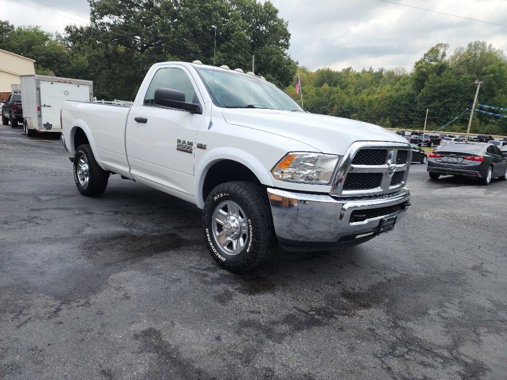 2014 RAM 2500 Image 3