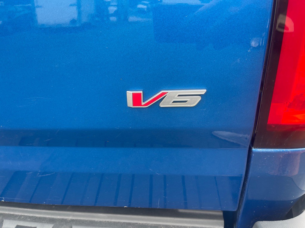 2021 Chevrolet Colorado Image 17