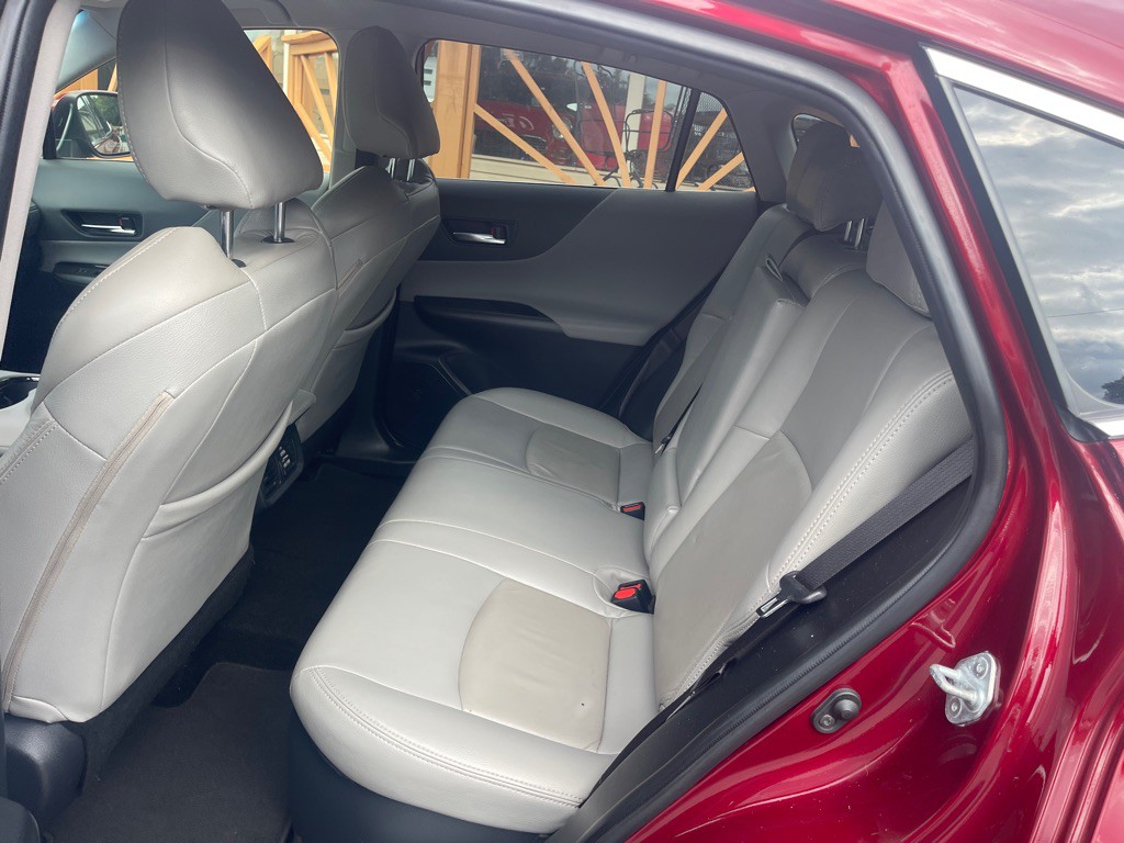 2021 Toyota Venza Image 15