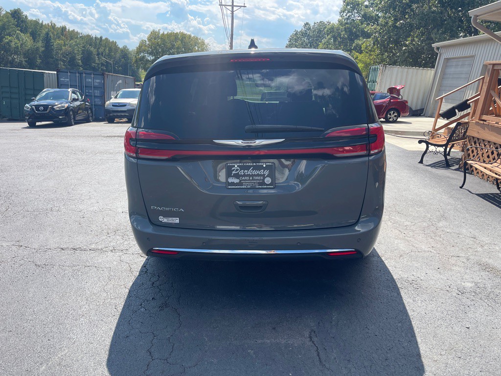 2023 Chrysler Pacifica Image 7