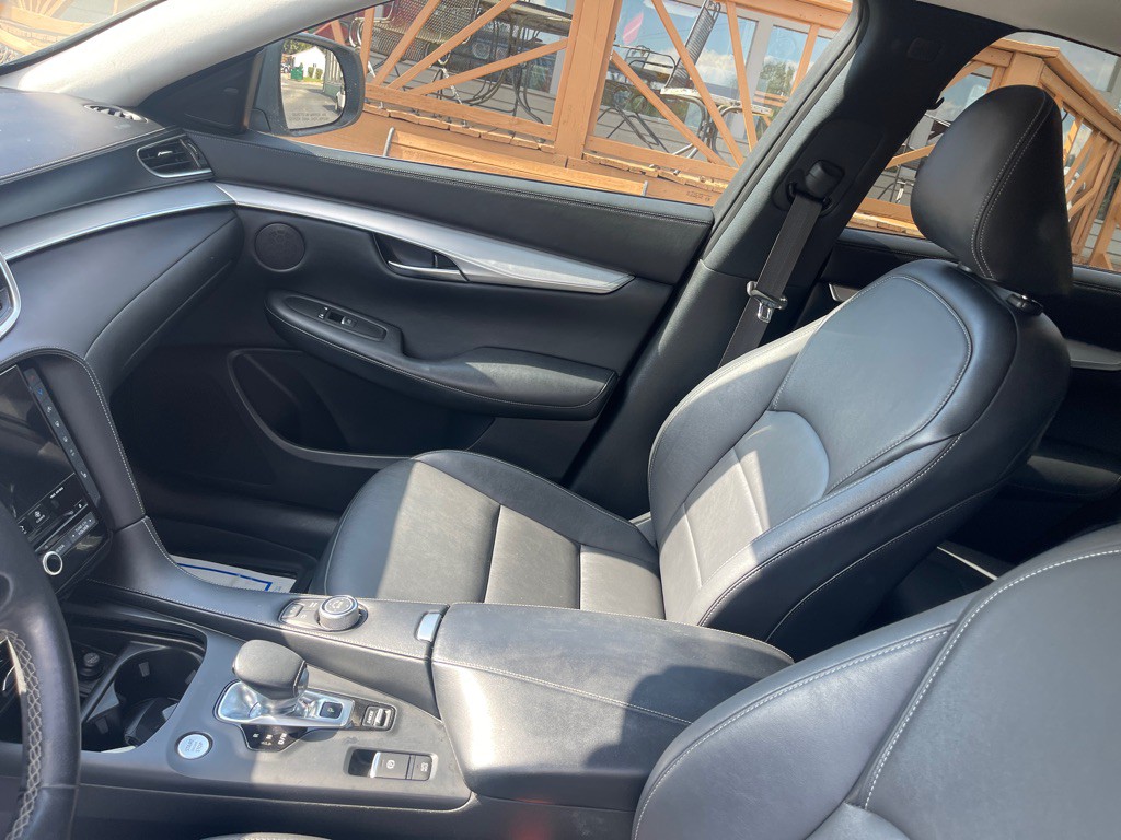 2020 INFINITI QX50 Image 11
