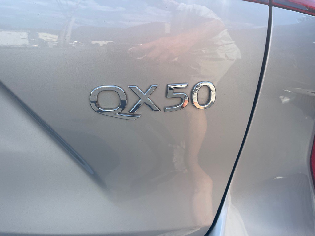 2020 INFINITI QX50 Image 18