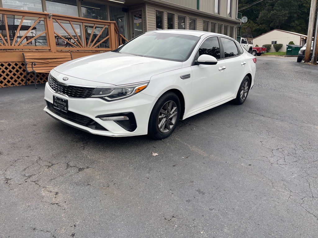 2020 Kia Optima Image 2