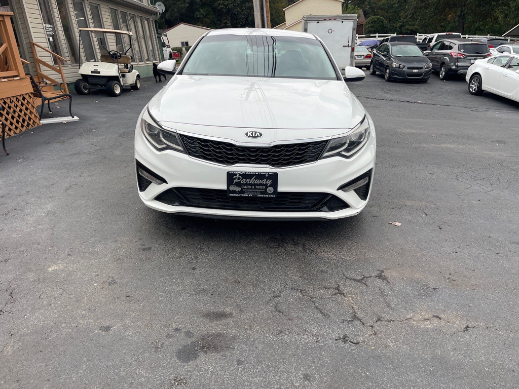 2020 Kia Optima Image 3
