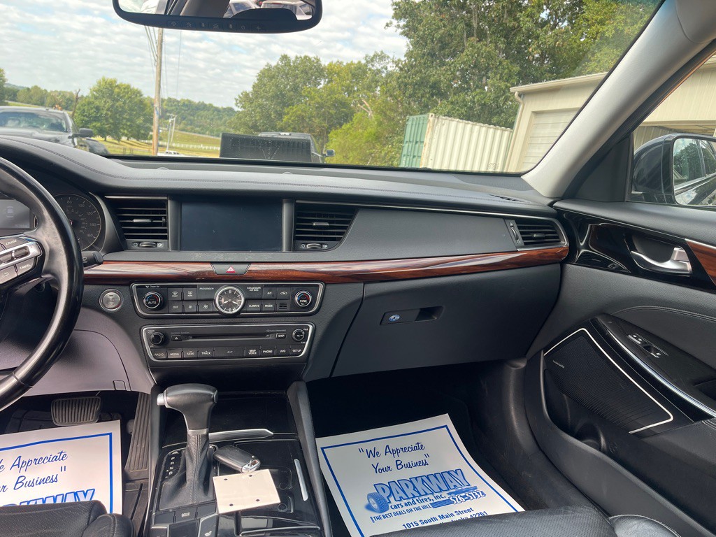 2017 Kia Cadenza Image 13