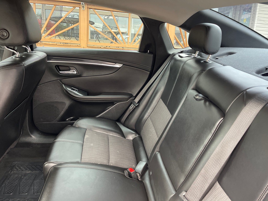 2017 Chevrolet Impala Image 14