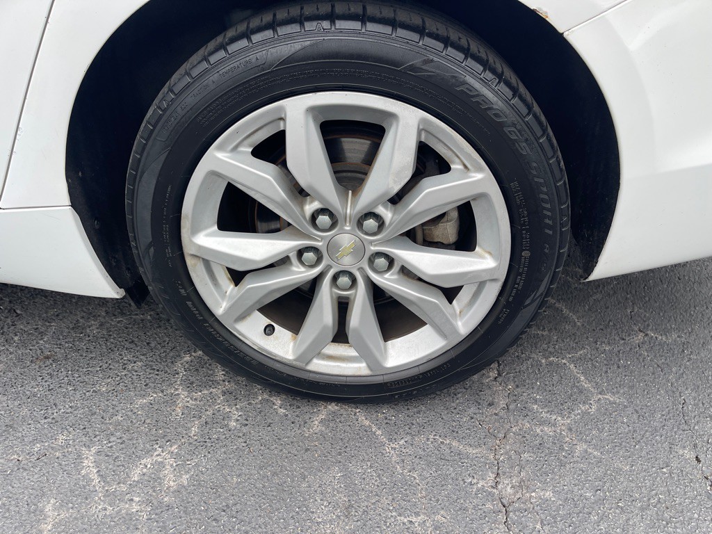 2017 Chevrolet Impala Image 15
