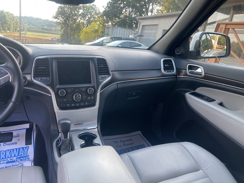2018 Jeep Grand Cherokee Image 13