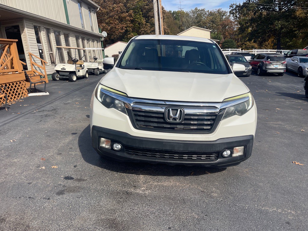 2018 Honda Ridgeline Image 3
