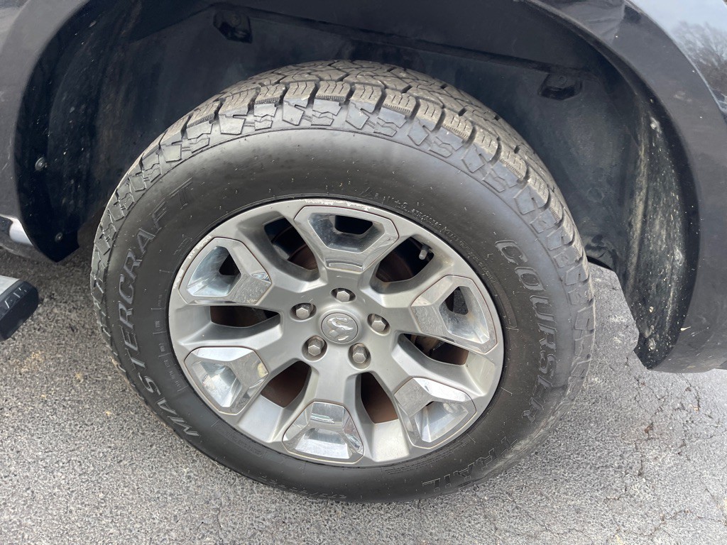 2015 RAM 1500 Image 17