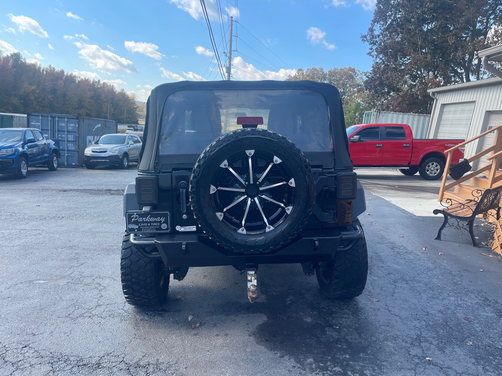 2012 Jeep Wrangler Image 7