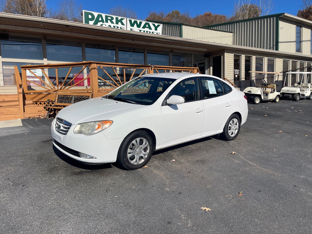 2010 Hyundai Elantra Image 2